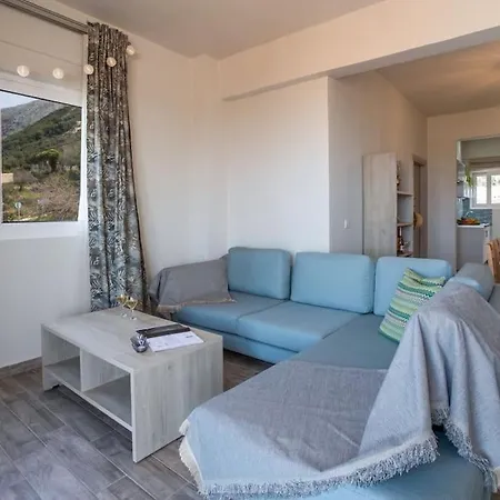 O Palaios Fournos Tou Andrea アルゴストリオン