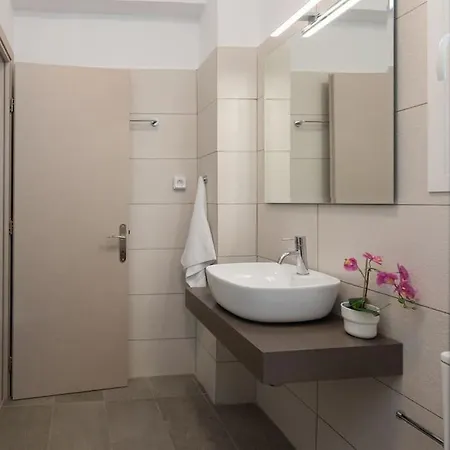 O Palaios Fournos Tou Andrea *